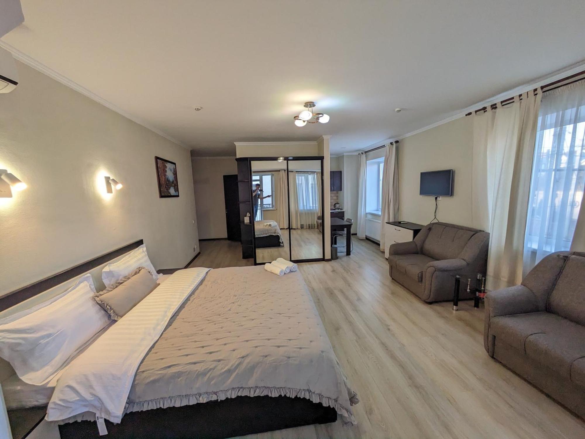 Lolo Hotel คีชีเนา ห้อง รูปภาพ